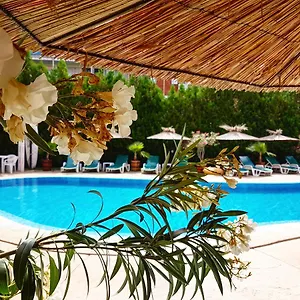 3* Hotel Liani